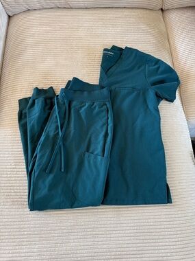 Teal top and joggers